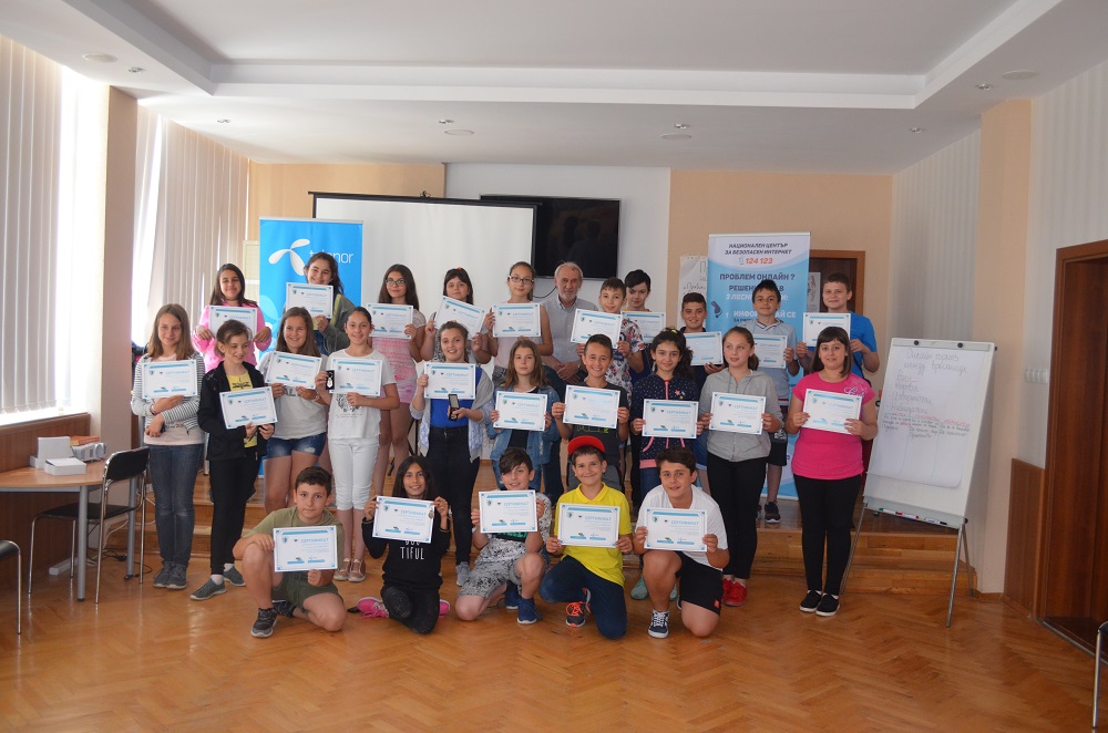 Над 2500 деца бяха обучени в 4-тия сезон на програма „Киберскаут“
